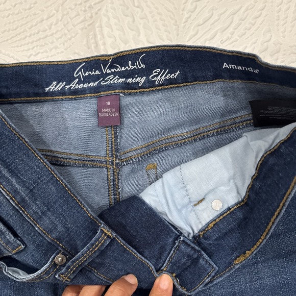 GLORIA VANDERBILT Bermuda Shorts Slim Women's SIZE 10 Amanda Blue Denim - Picture 2 of 10